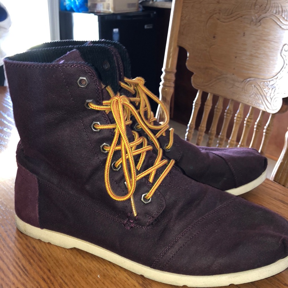 Toms Men’s boots M12